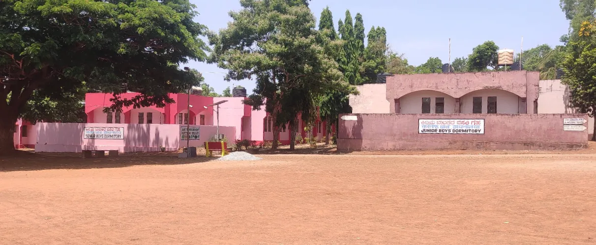 The Red-Earth Playground